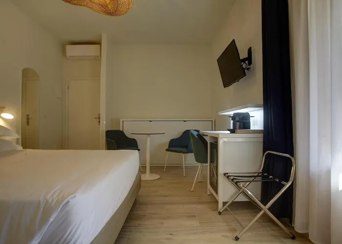 Dimora 4*